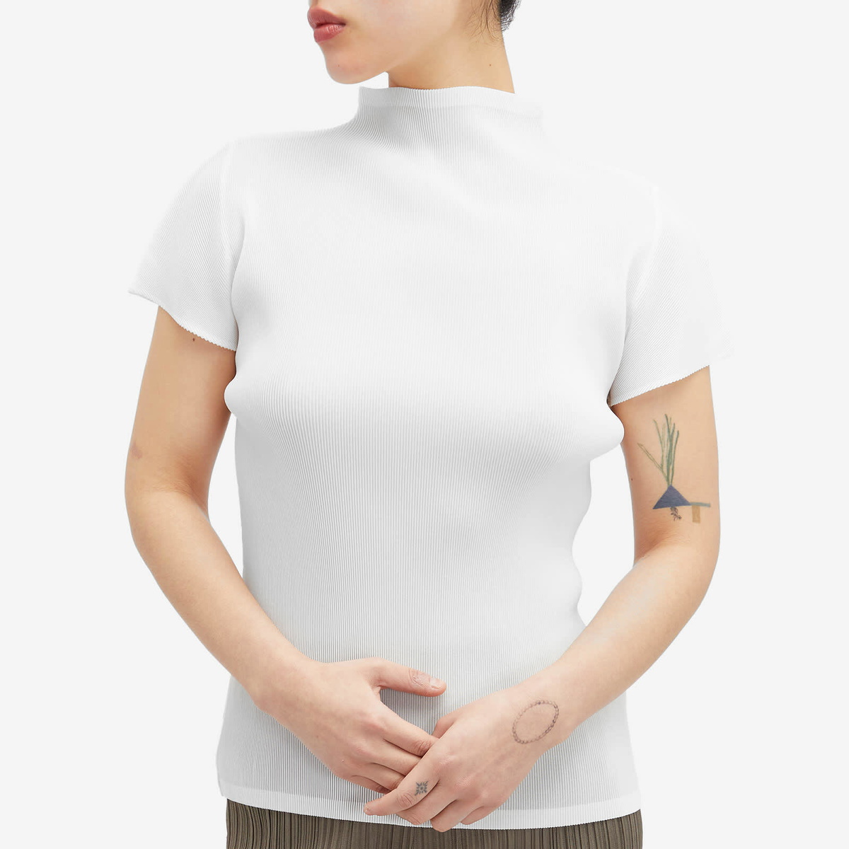 【美品】PLEATS PLEASE ミスト・白・サイズ3 Pleats Please Issey Miyake Women's Mist Basics Top in White