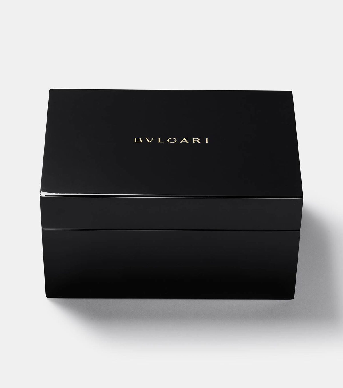 Bvlgari Serpenti Tubogas watch with diamonds