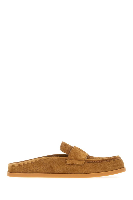 Photo: Gucci Camel Suede Slippers