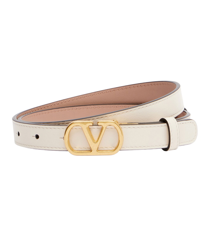 Photo: Valentino Garavani VLogo reversible leather belt