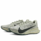Nike Men's ACG Ultrafly 2 Sneaker in Spruce Fog/Black Spruce/Sea Glass