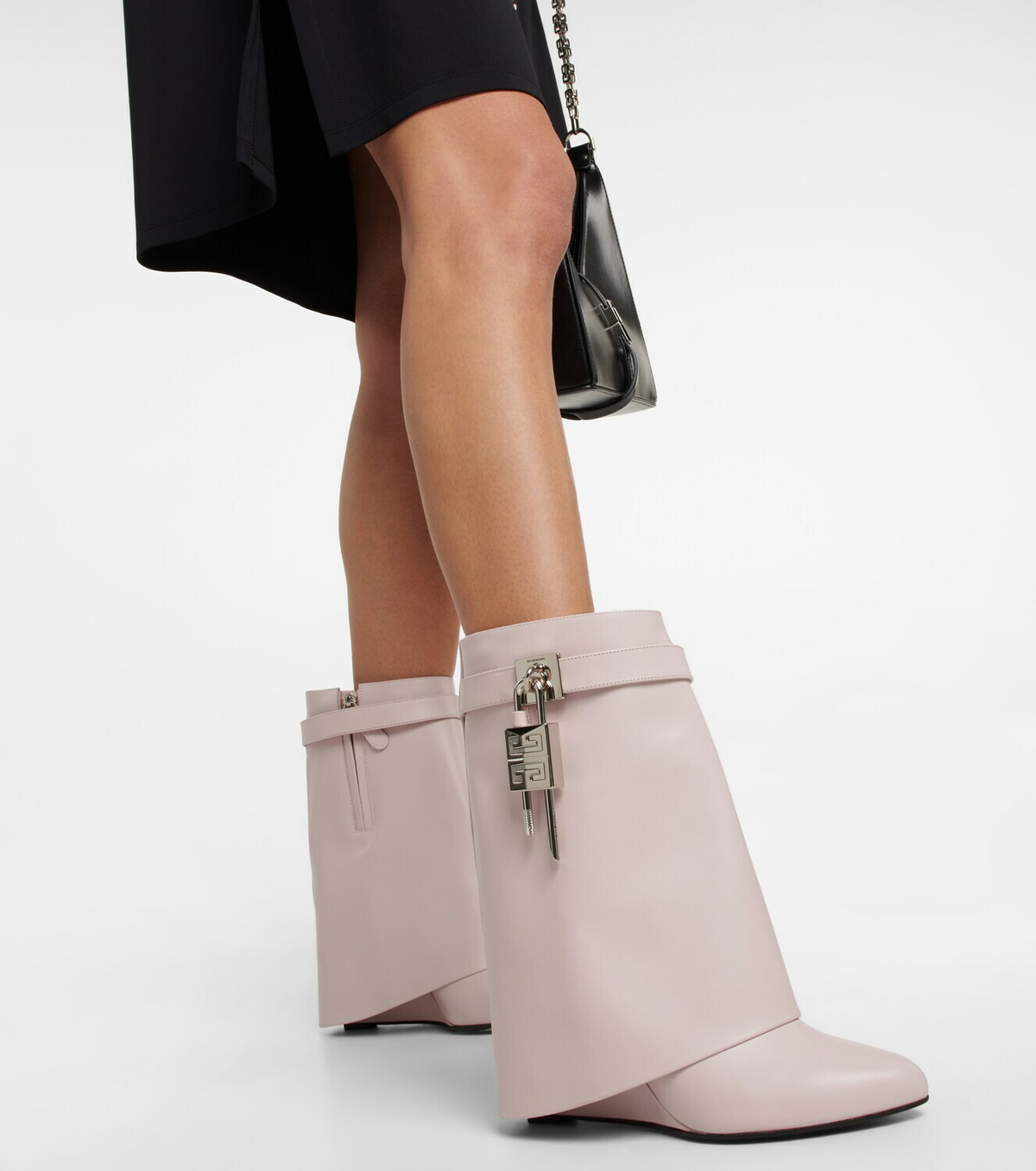 Shark lock 2024 ankle boots