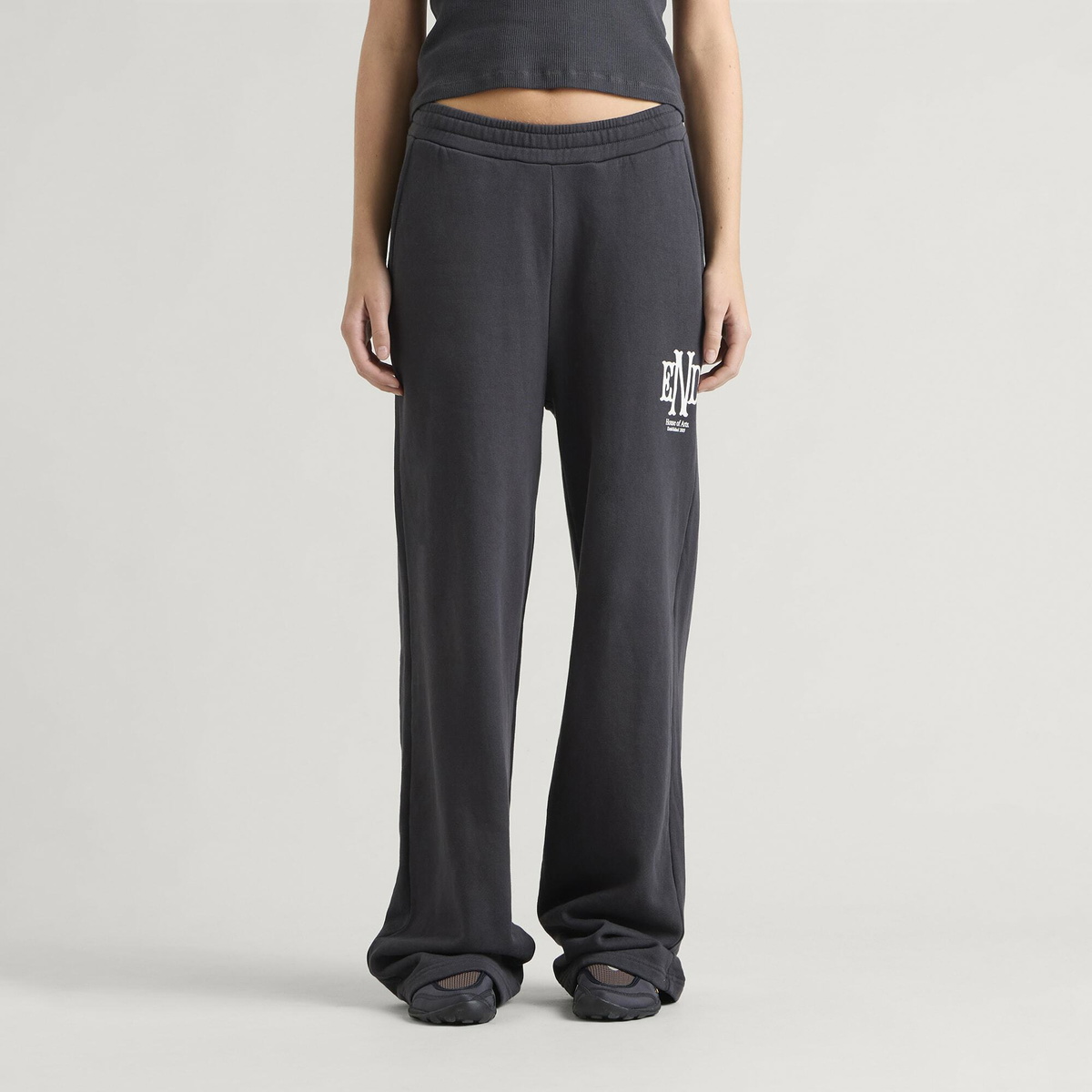 END. Mono Sweatpant in Cinder Black