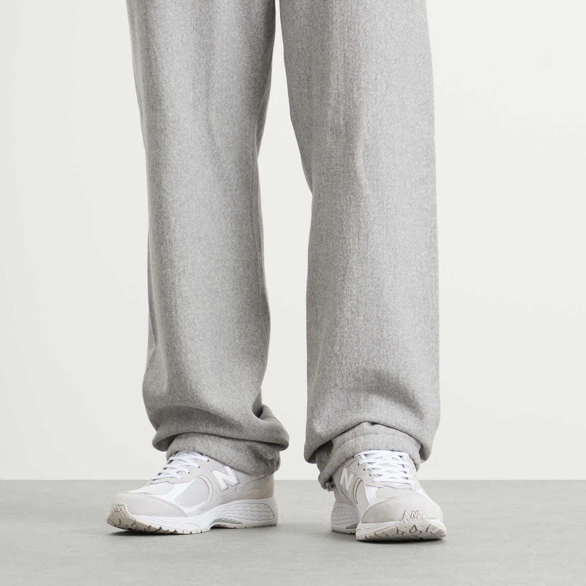 New Balance 2002R Sneaker in Rain Cloud