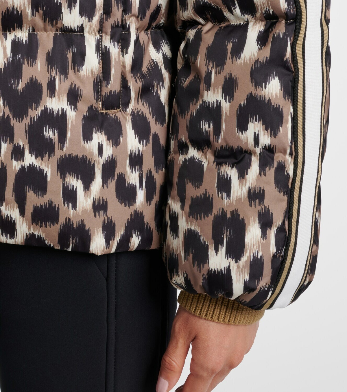 Fusalp Ada leopard-print down ski jacket