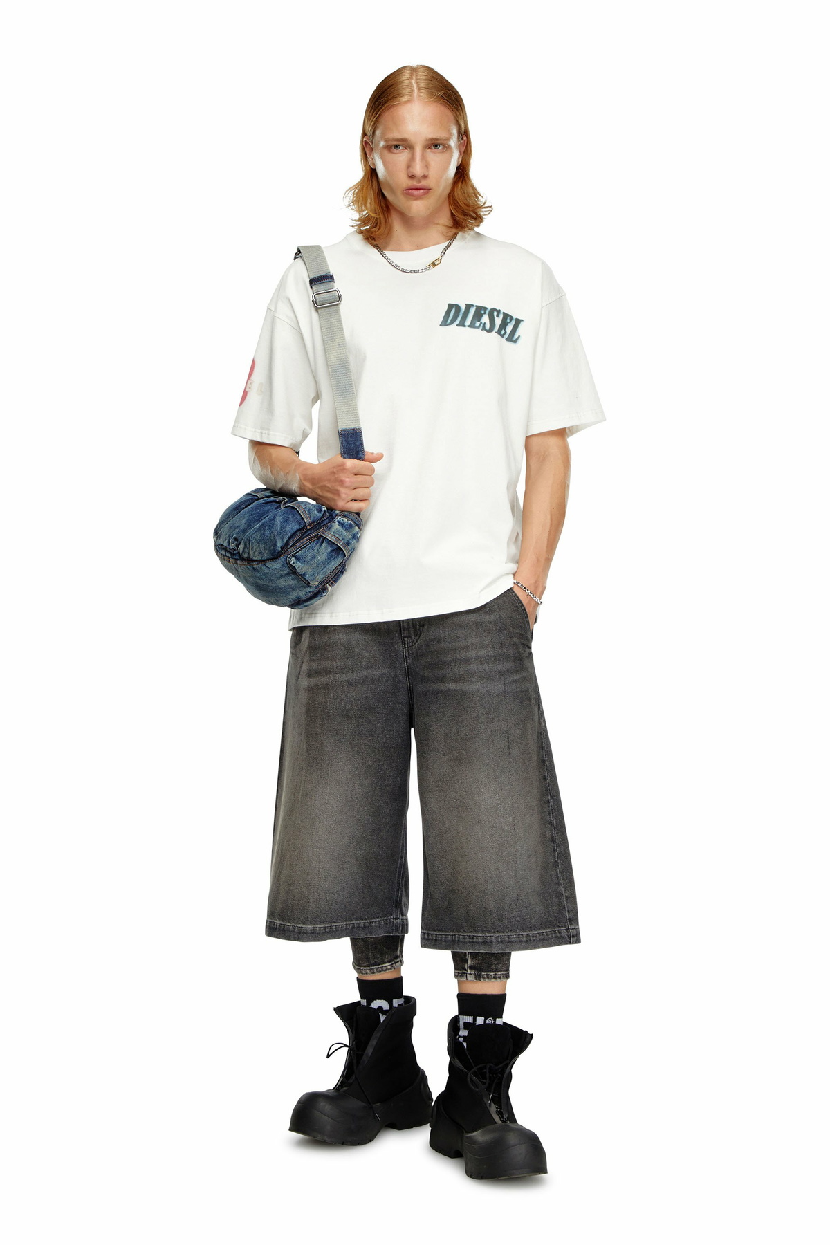 Diesel T-shirt with logo and tyre print - T-Shirts Mens in