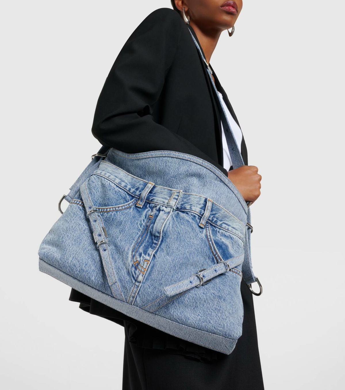 【関税＆送料込み】Givenchy Voyou Jeans 22852553_54452759_600.jpg