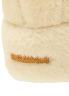 Jacquemus La Chapka Shearling hat Off White