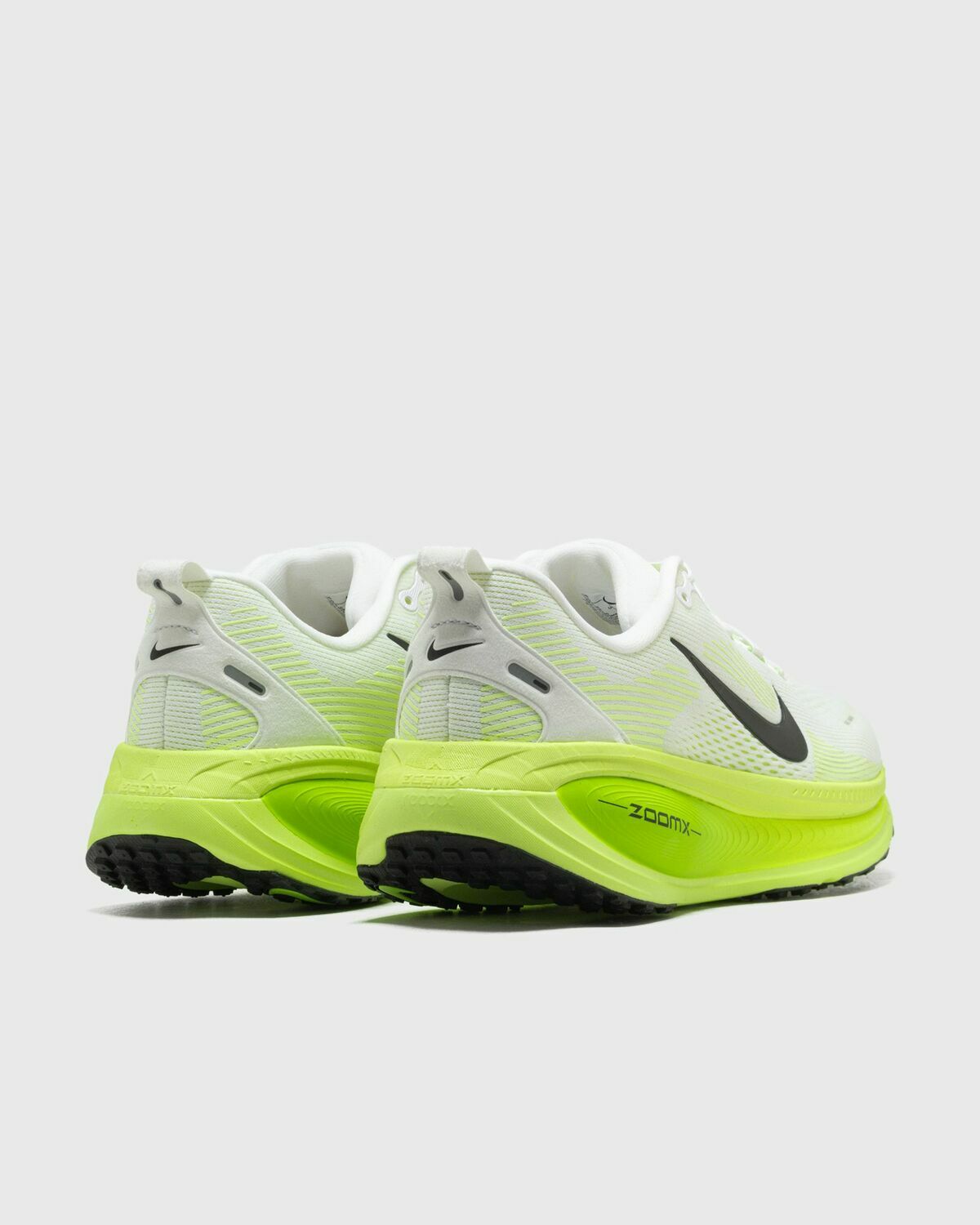 Nike Vomero 18 green/white Mens Lowtop