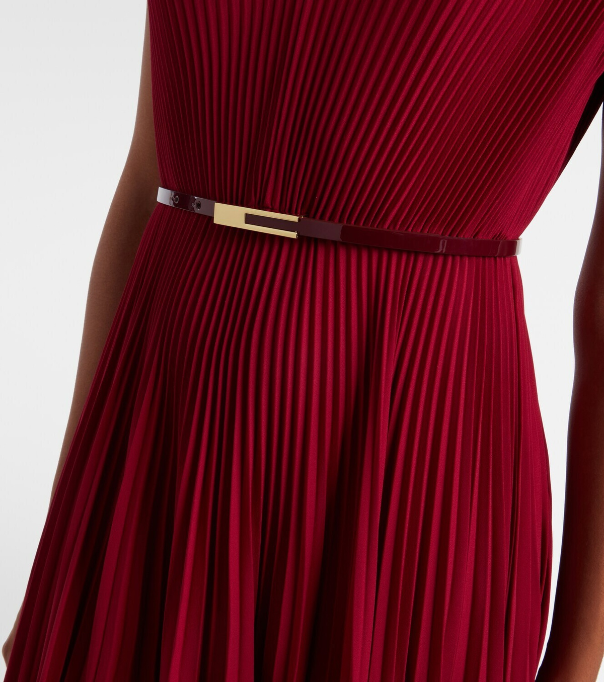 Max Mara Elegante plissé georgette gown
