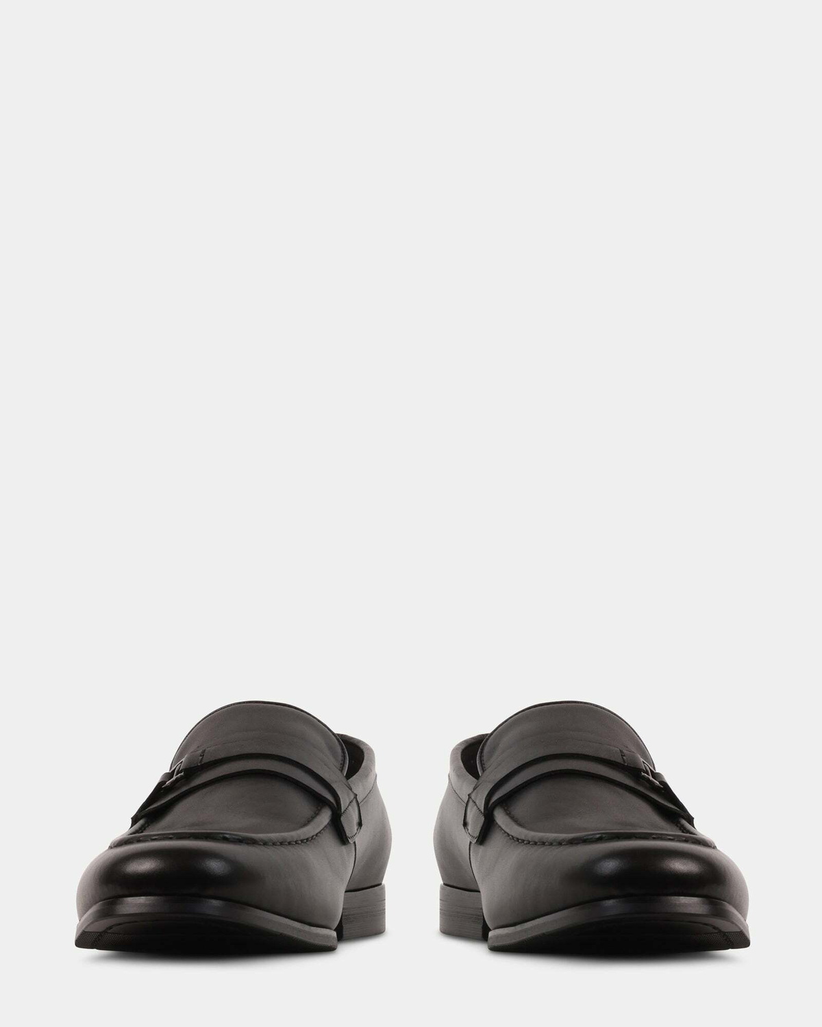 Steve Madden Leonardo Dress Shoes in Black