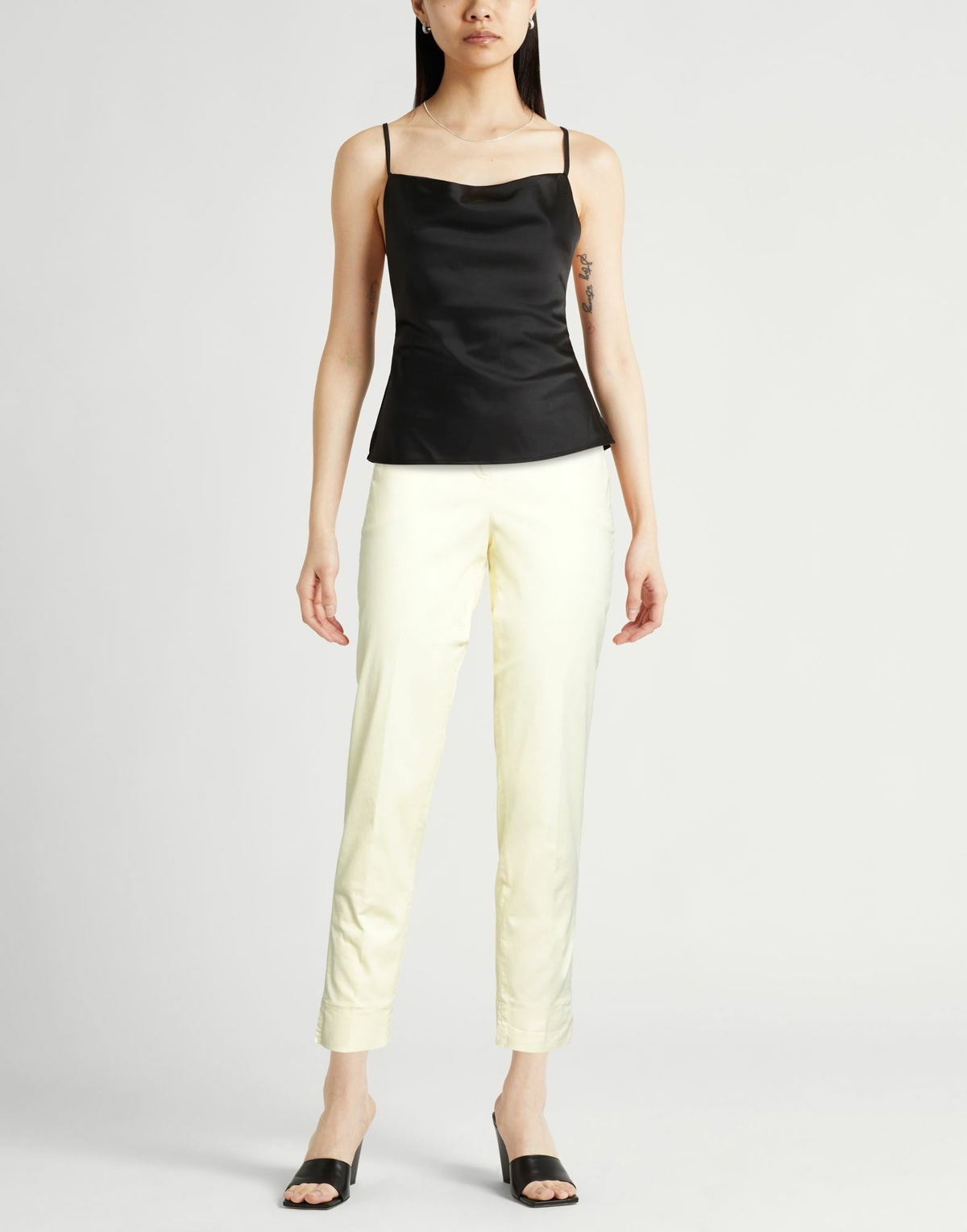 Peserico Icon 4718 Womens Pants Pastel in Yellow