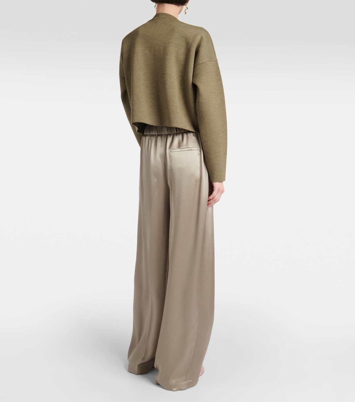 【LOEWE】 Mid-rise wide-leg pants Mid-rise wide-leg pants in black - Loewe | Mytheresa