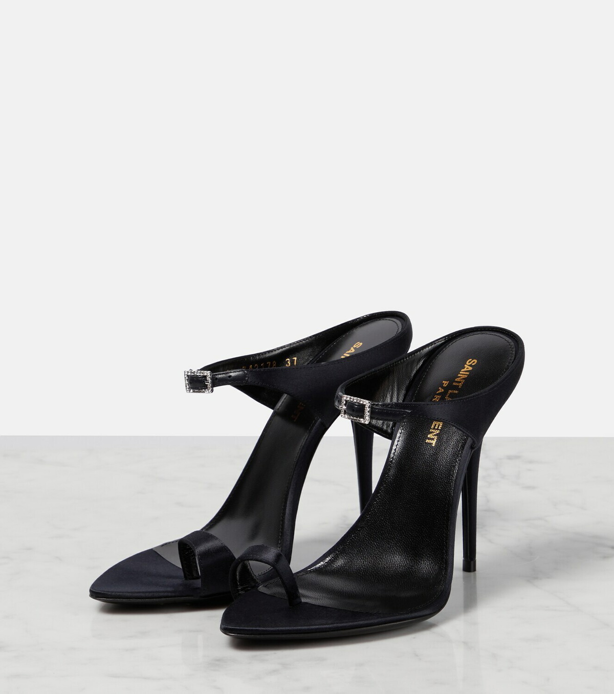SAINT LAURENT ブラックエナメルハイヒール 36ハーフ 楽天市場
