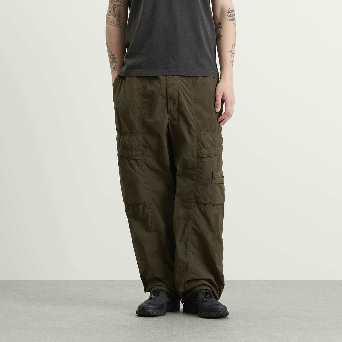 Stone Island Men's Ghost Nylon Smerigliato Cargo Trousers in Military Green