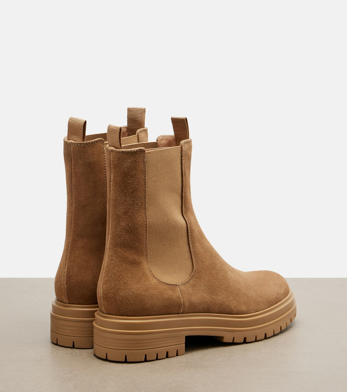Gianvito Rossi Chester suede Chelsea boots