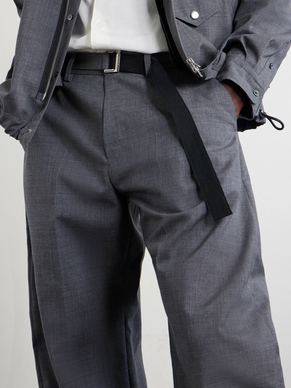 Sacai - Barrel-Leg Belted Woven Trousers - Gray