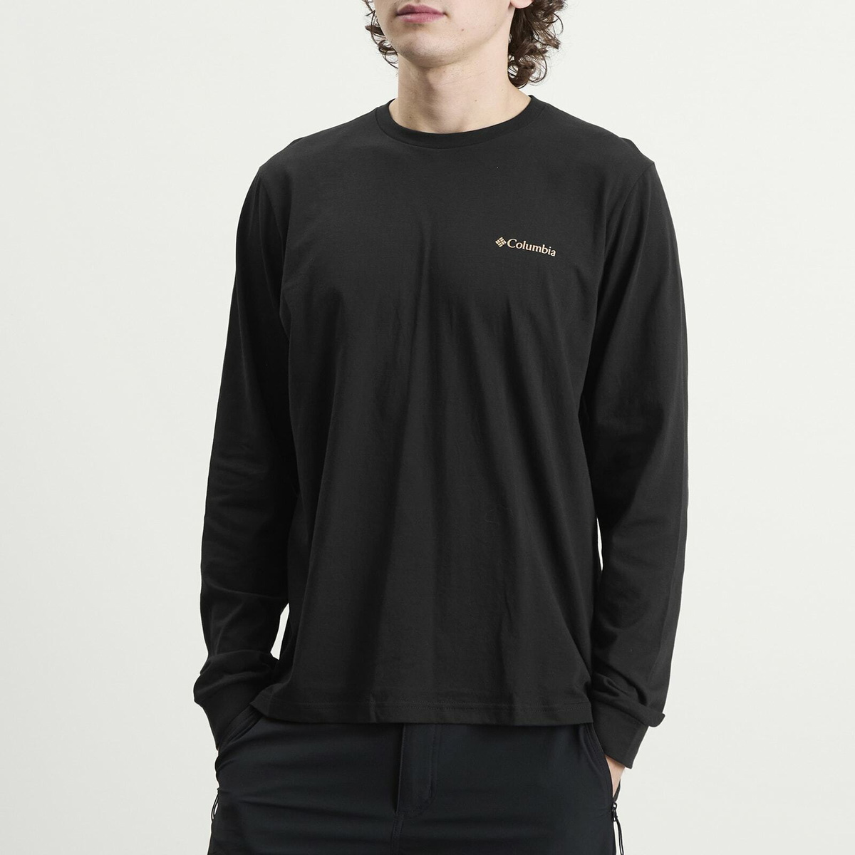 Columbia Men's CSC™ Seasonal Logo Long Sleeve T-Shirt in Black