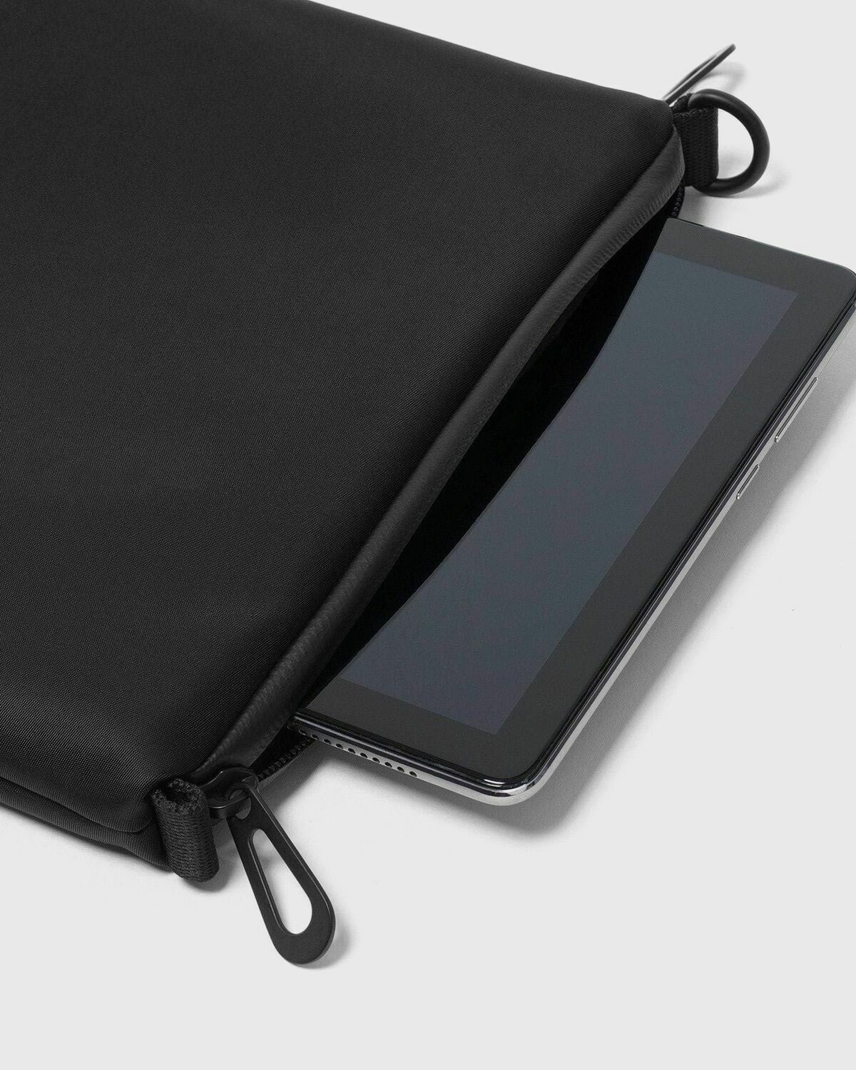 Côte&Ciel Inn M Sleek Black Small Bags Cote & Ciel