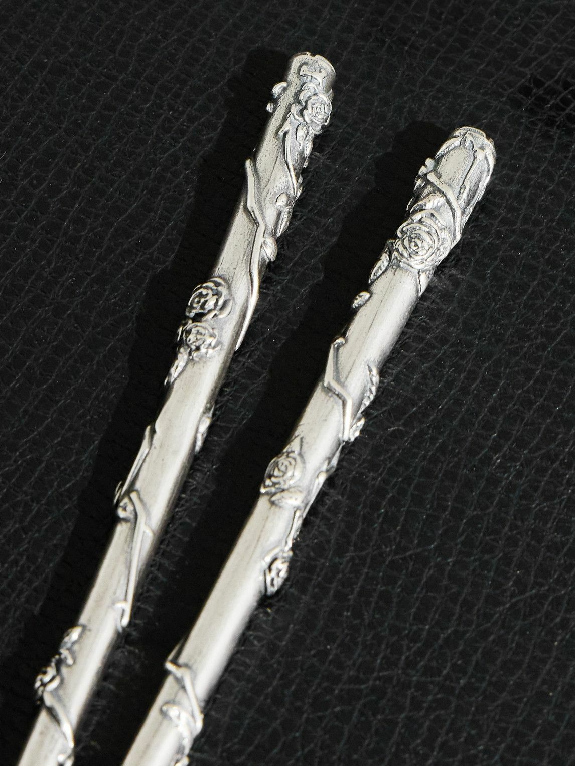 Enfants Riches Déprimés - Engraved Silver Chopsticks and Hashioki
