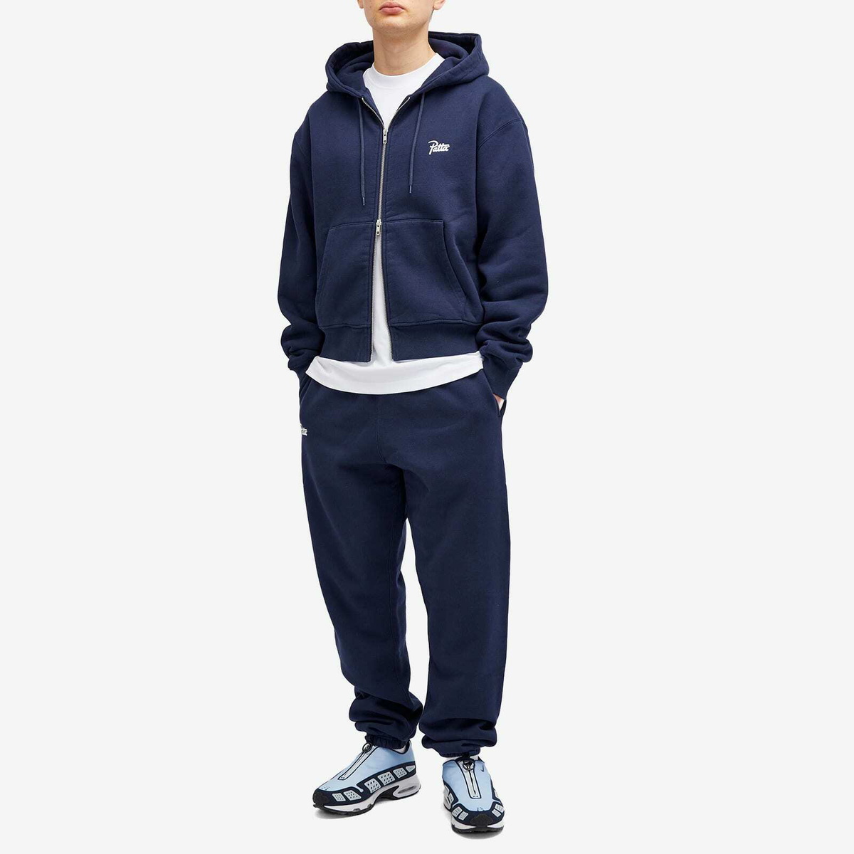Patta Men's Classic Zip Hoodie in Black Iris