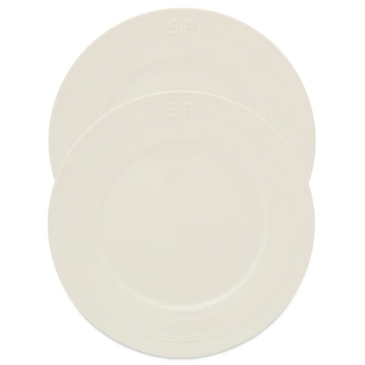 Photo: Service Projects Métier Embossed Lunch Plate - Set of 2 in White 