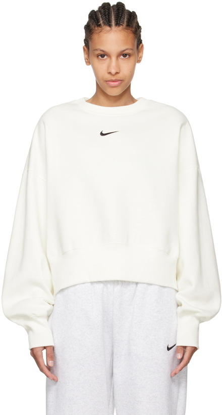 Photo: Nike Off-White Sportswear Phoenix Sweatshirt