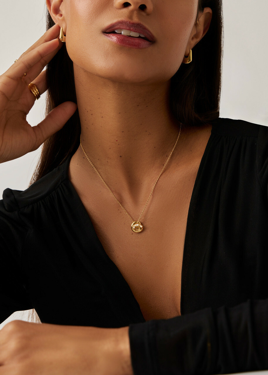 Missoma X Lucy Williams Knot Pendant 18ct Gold Vermeil Necklace - One Size