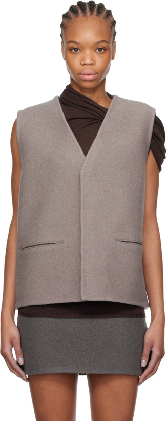 Photo: Rier Purple Walker Vest