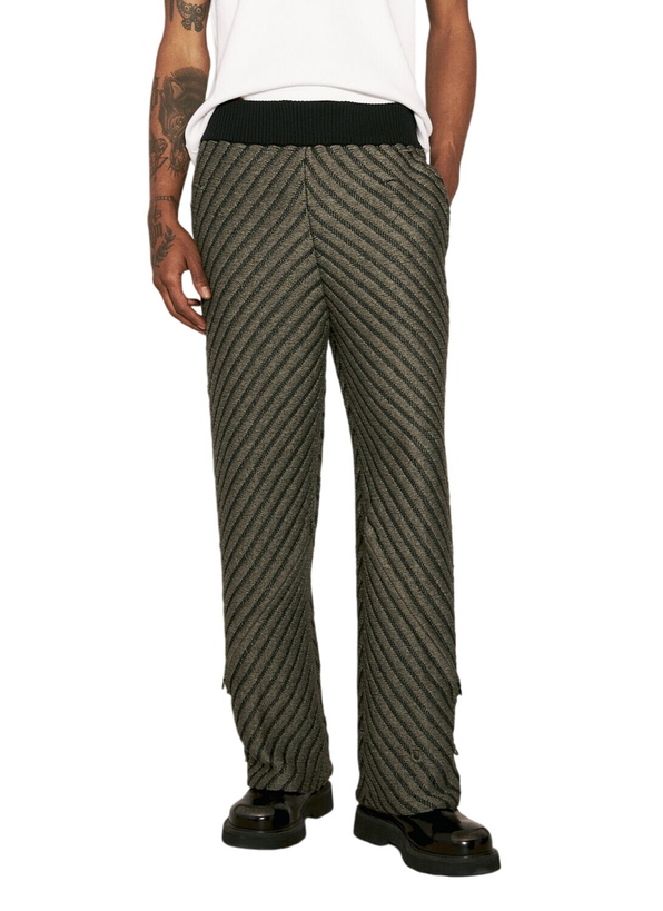 Photo: Isa Boulder Diagonal Knit Pants