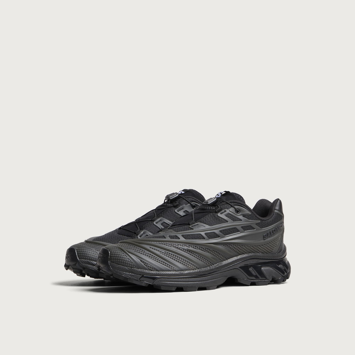 Salomon Men's XT-Evo Sneaker in Black/Asphalt