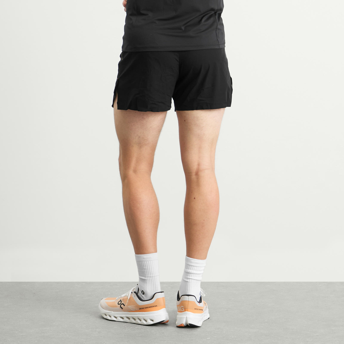 SOAR Men's Men's Run Shorts in Black