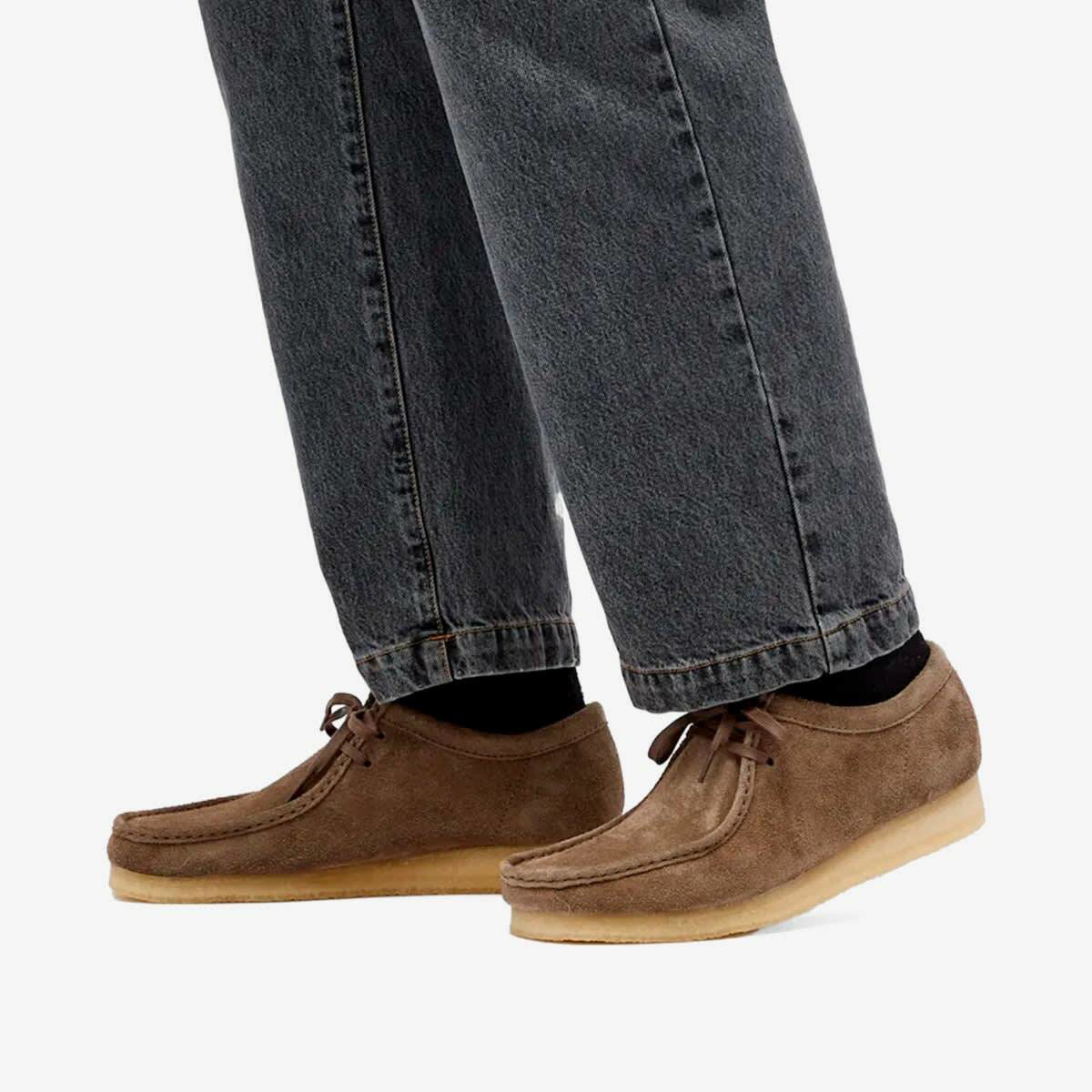 Clarks Originals Men's Wallabee in Dark Grey Suede Clarks Originals