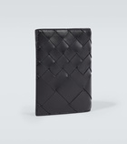 Bottega Veneta Intrecciato leather passport holder