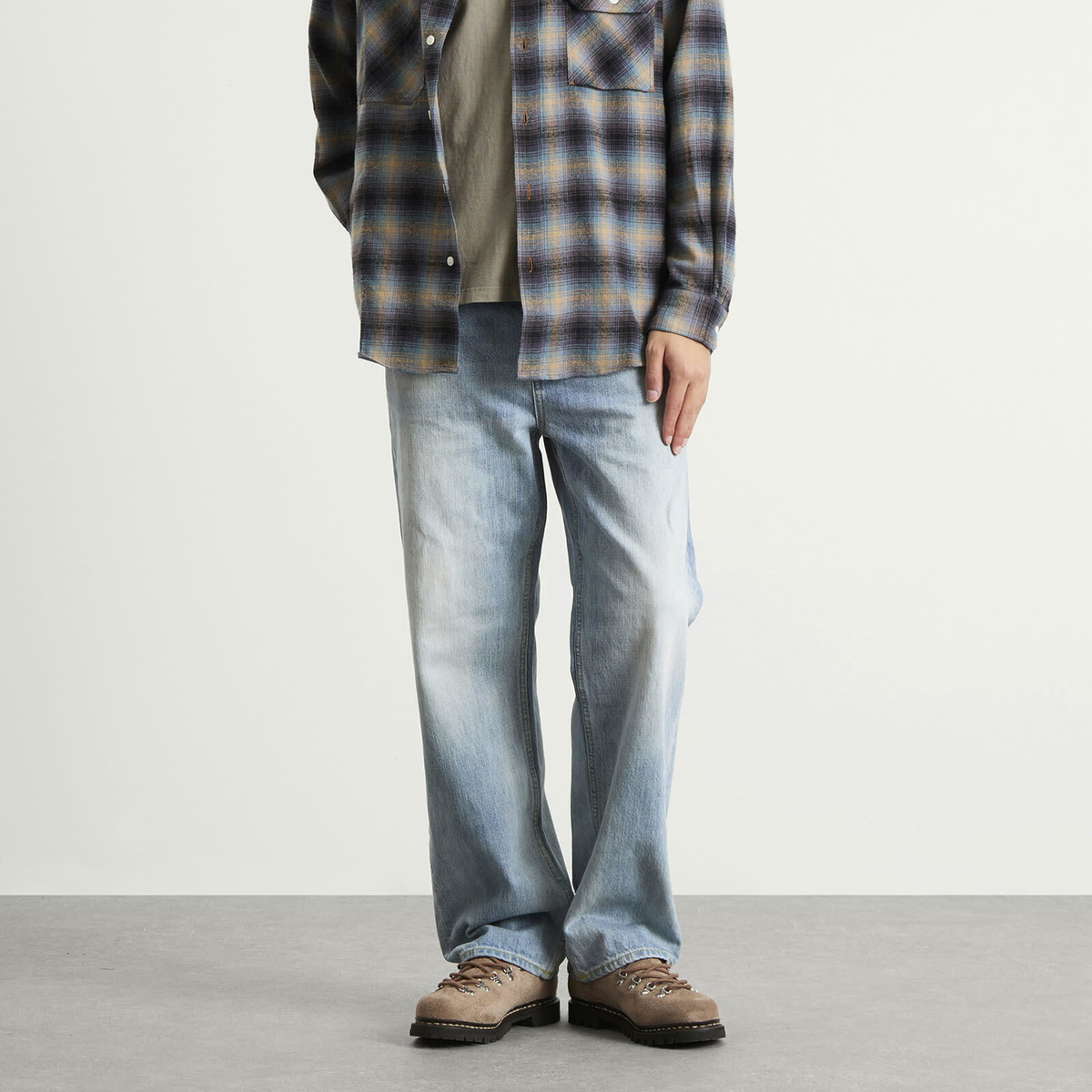Dubbleware Men's Straight Leg Selvedge Denim Jeans in Stone Wash