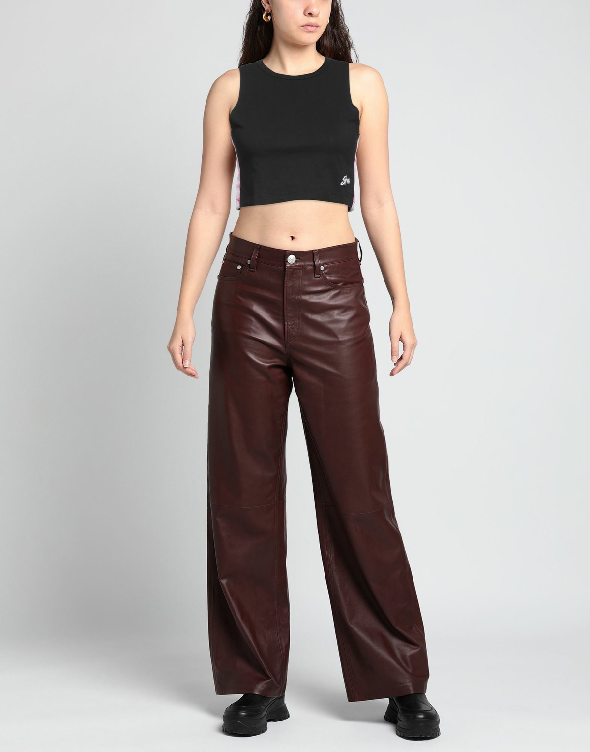 Shoe Womens Top in Black