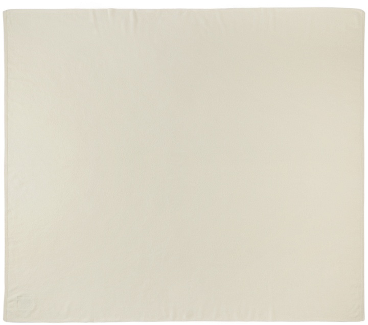 Photo: Frenckenberger Off-White Dolder Big Blanket