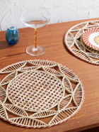La DoubleJ - Set of Two Iraca Palm Placemats