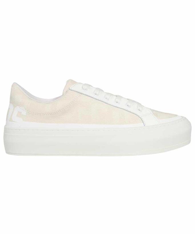 Photo: GCDS Low-top Sneakers