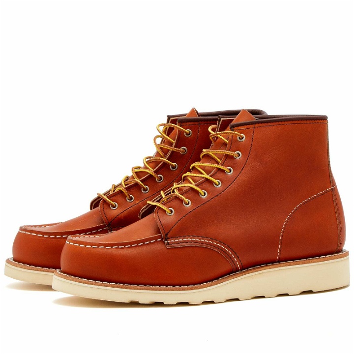 Photo: Red Wing Women's 3375 Heritage 6" Moc Toe Boot in Oro Legacy