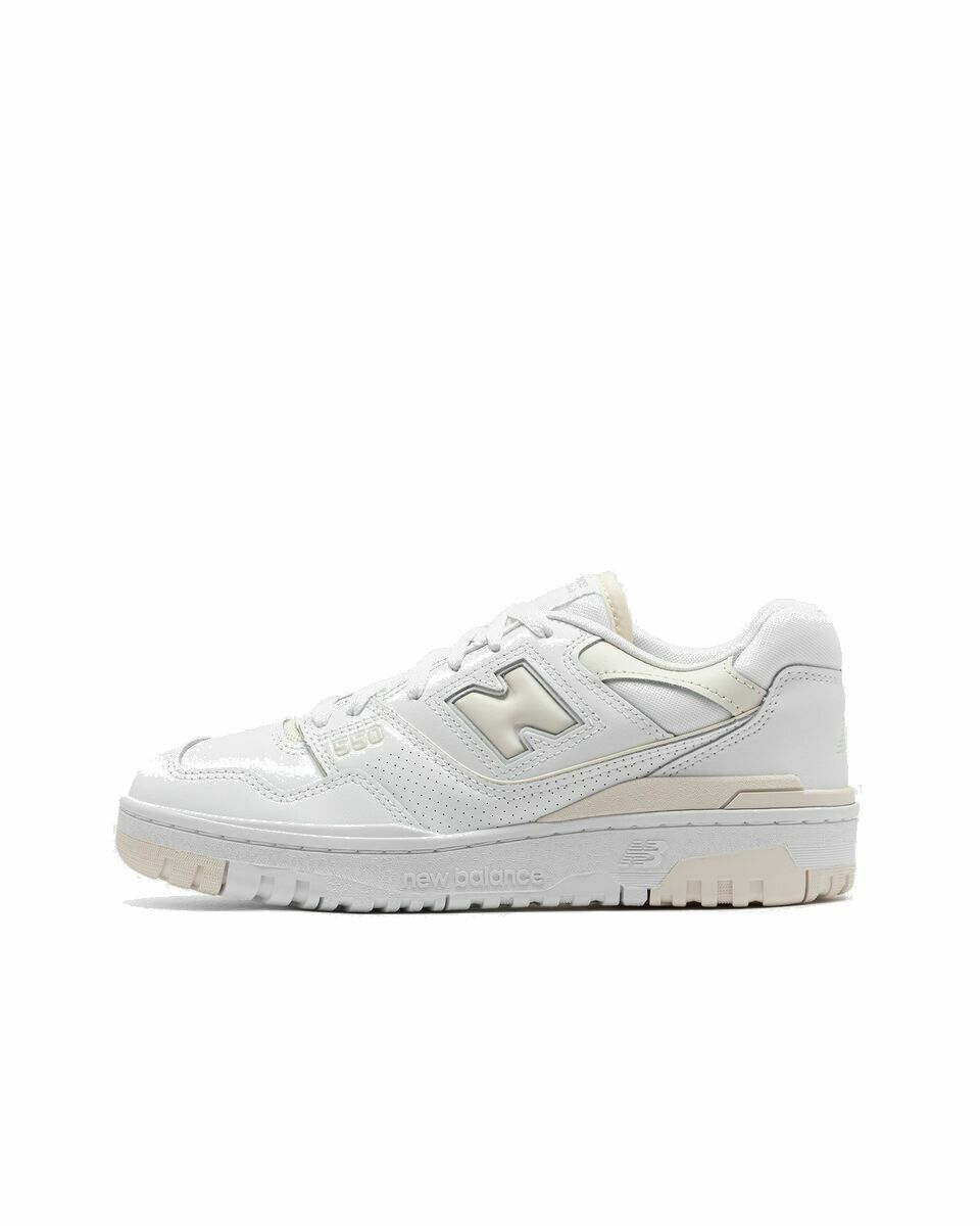 Photo: New Balance 550 White - Womens - Lowtop