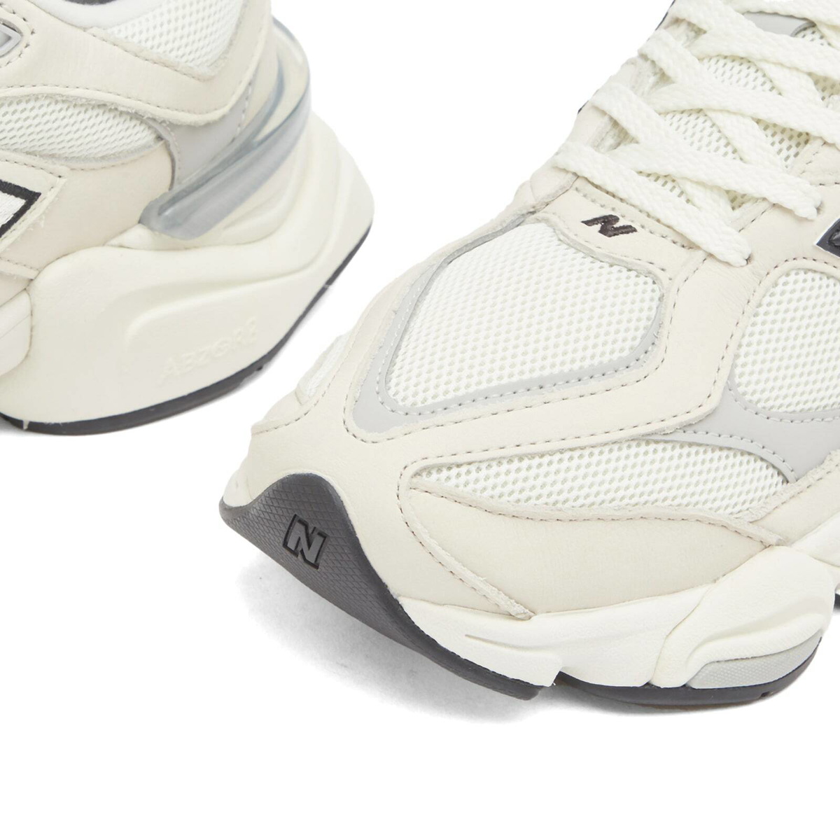 New Balance U9060ZGF Sneakers in Sea Salt New Balance