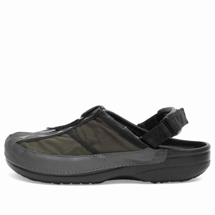 Photo: Crocs Running Vest Clog in Black