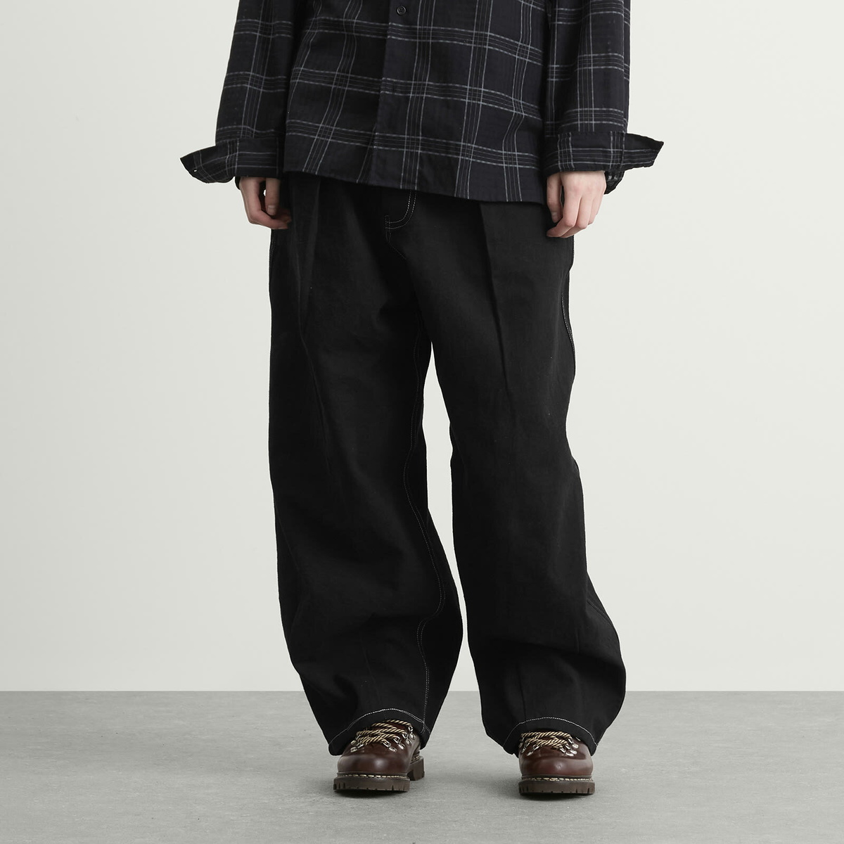 Story mfg. Women's Lush Pants in Black