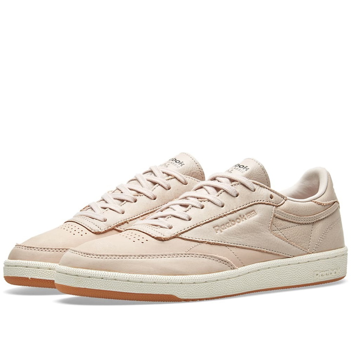 Photo: Reebok Women's Club C 85 'Golden Neutrals'
