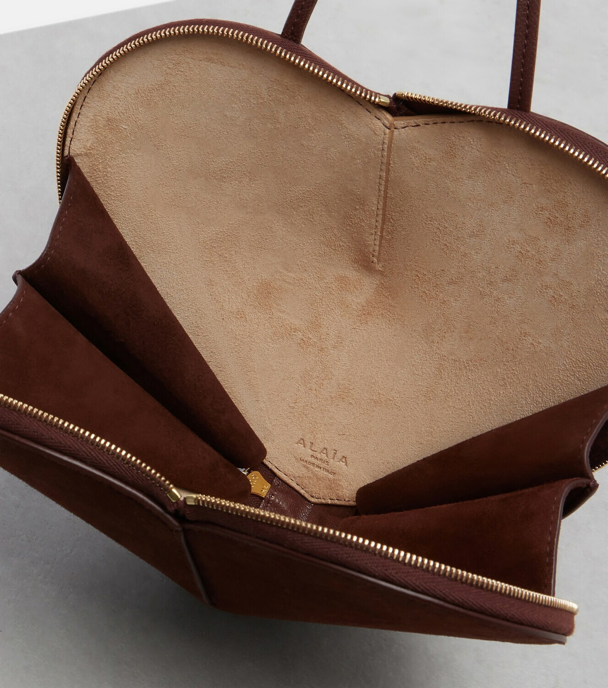 Alaïa Le Cœur leather and suede shoulder bag
