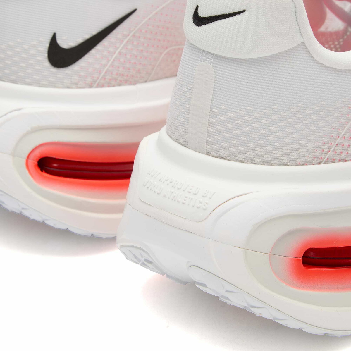 Nike Running Men's Nike Vomero Premium Sneaker in White/Black/Bright Crimson/Photon Dust