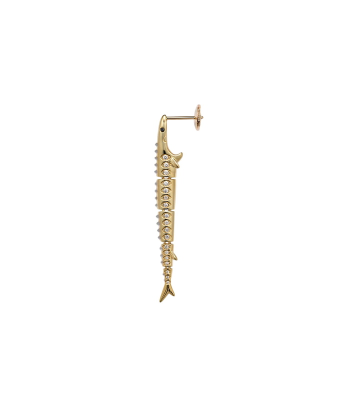 Photo: Yvonne Léon Marlin Gm 9kt gold single earring with diamonds