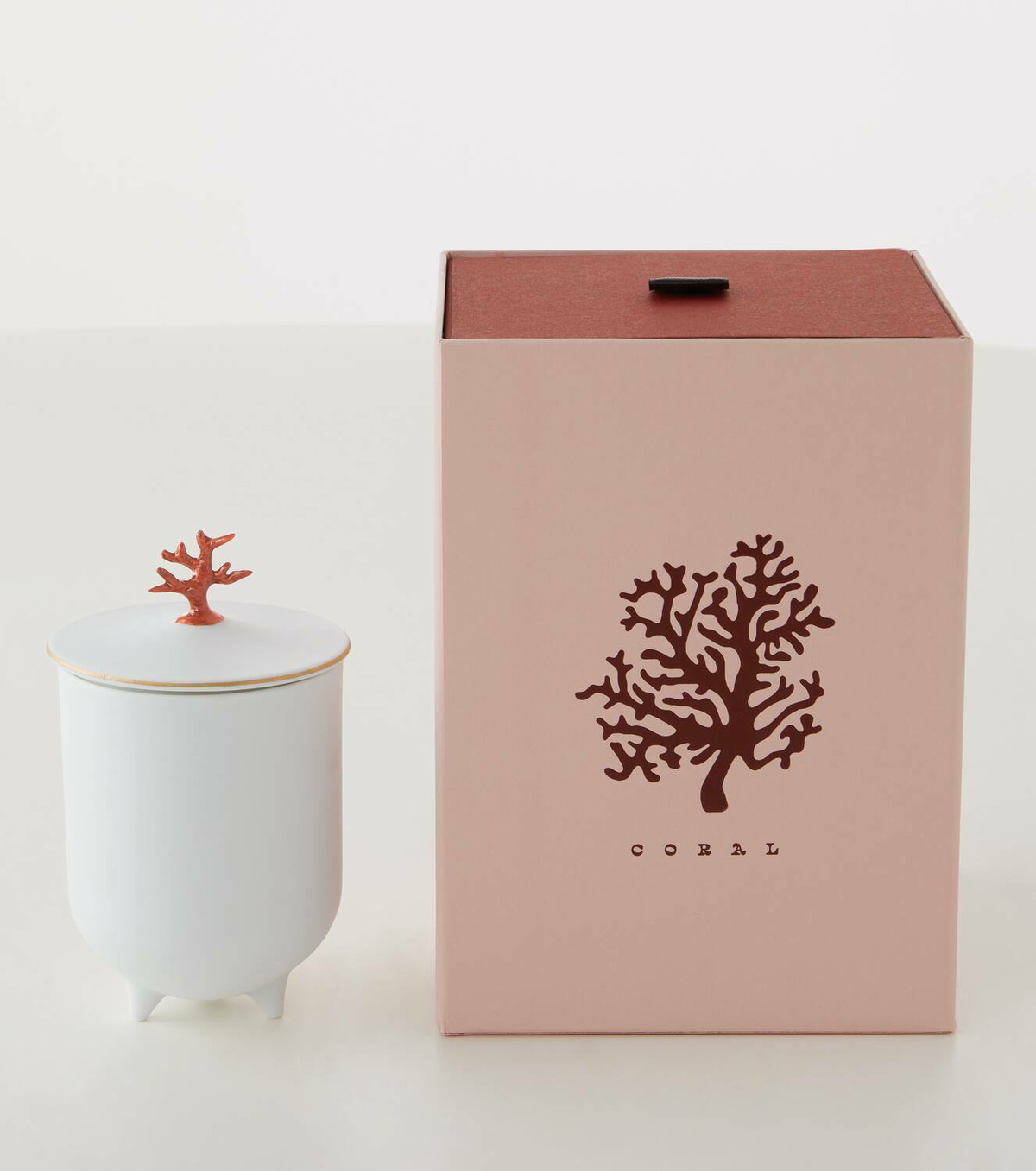 L'Objet Footed Coral candle