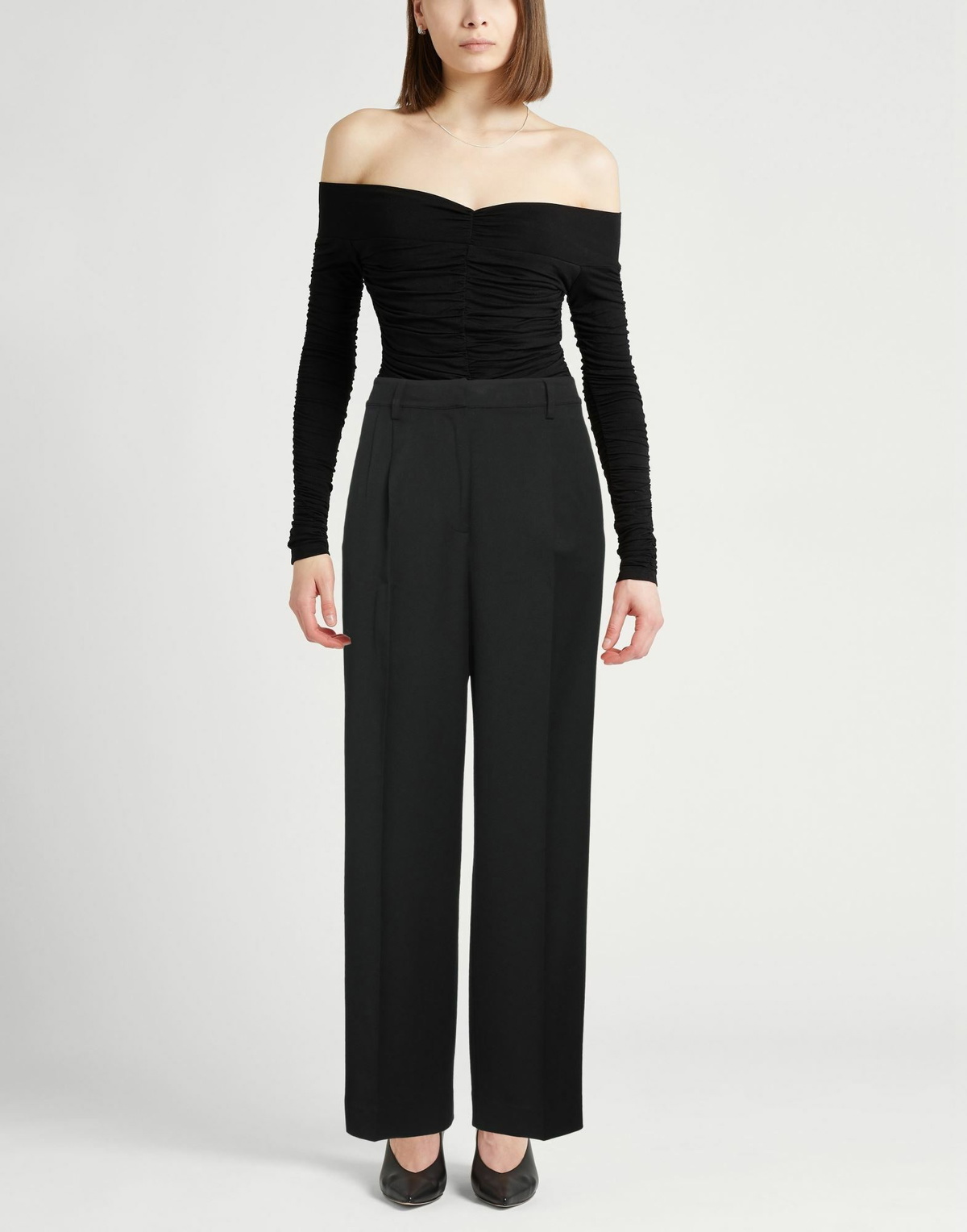 Beaufille Womens Pants in Black